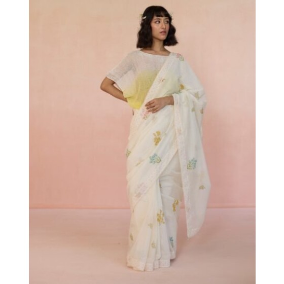 Women Floral Print Saree